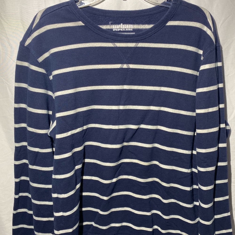 Men’s striped sweater
